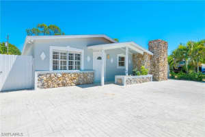 5350 Catts Street, Naples, FL 34113 - MLS#226008748