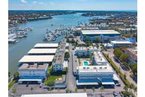 1100 8th Ave S 229k, Naples