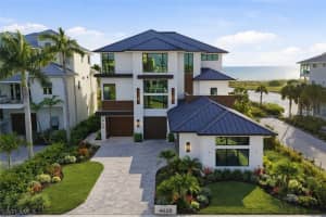 6100 Court St, Fort Myers Beach