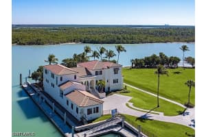230 & 240 Bay Road, Naples, FL 34102 - MLS#226008841