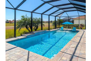 18702 Lake Hammock Dr, Naples