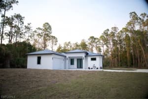 3279 10th Avenue, Naples, FL 34117 - MLS#226008906