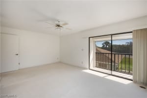 517 Lake Louise Circle, Naples, FL 34110 - MLS#226008919