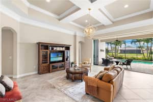 7262 Lantana Circle, Naples, FL 34119 - MLS#226008925