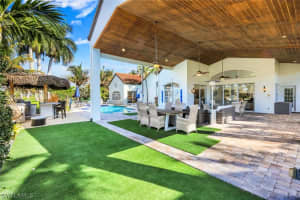 4401 Pond Apple Drive, Naples, FL 34119 - MLS#226008931