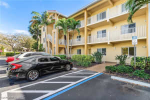 10010 Maddox Lane, Bonita Springs, FL 34135 - MLS#226008963