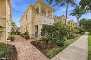 7821 Veronawalk Blvd, Naples