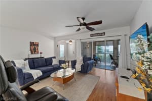 102 Tuscana Court, Naples, FL 34119 - MLS#226008982
