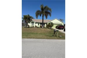 1415 Sw 29th Ter, Cape Coral