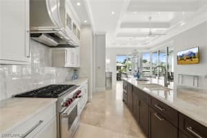 689 Pelican Court, Marco Island, FL 34145 - MLS#226008993