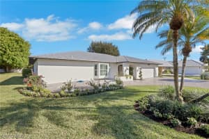 10450 Windsor Way, Naples, FL 34109 - MLS#226009025