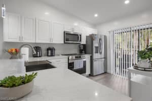 4100 Looking Glass Lane, Naples, FL 34112 - MLS#226009042