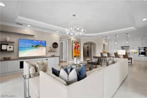 16391 Viansa Way, Naples, FL 34110 - MLS#226009044