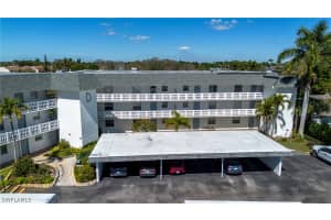 315 Saint Andrews Boulevard, Naples, FL 34113 - MLS#226009047