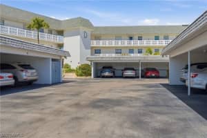 315 Saint Andrews Boulevard, Naples, FL 34113 - MLS#226009047