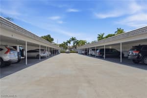 315 Saint Andrews Boulevard, Naples, FL 34113 - MLS#226009047