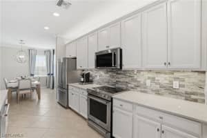 12003 Hawthorn Lake Drive, Fort Myers, FL 33913 - MLS#226009079