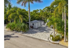 10067 Ramblewood Court, Fort Myers, FL 33905 - MLS#226009089