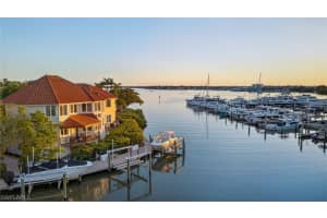 1305 Curlew Ave C, Naples