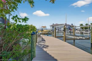 1305 Curlew Avenue, Naples, FL 34102 - MLS#226009097