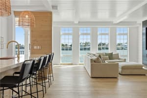 4000 Gulf Shore Boulevard, Naples, FL 34103 - MLS#226009149