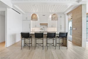 4000 Gulf Shore Boulevard, Naples, FL 34103 - MLS#226009149