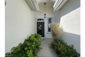 430 Crossfield Circle, Naples, FL 34104 - MLS#226009162