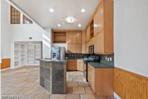 819 James Street, Fort Myers, FL 33916 - MLS#226009179