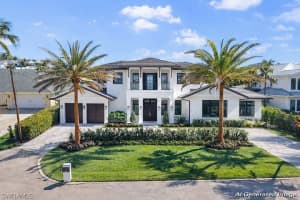 2175 Shad Court, Naples, FL 34102 - MLS#226009197