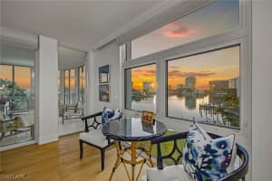 400 Park Shore Drive, Naples, FL 34103 - MLS#226009203