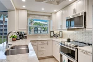 3000 Gulf Shore Boulevard, Naples, FL 34103 - MLS#226009205