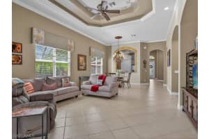 5757 Mango Circle, Naples, FL 34110 - MLS#226009225