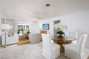 600 3rd Street, Naples, FL 34102 - MLS#226009247