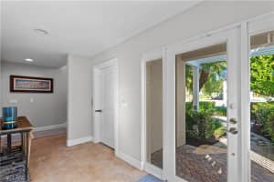 1104 6th Street, Naples, FL 34102 - MLS#226009270