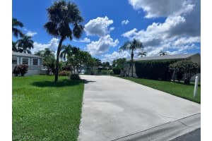 1002 Silver Lakes Boulevard, Naples, FL 34114 - MLS#226009280