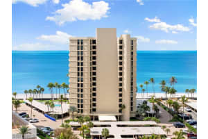 4001 Gulf Shore Boulevard, Naples, FL 34103 - MLS#226009283