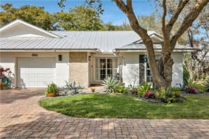 4742 West Boulevard, Naples, FL 34103 - MLS#226009294