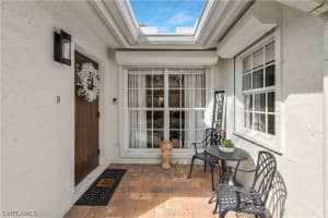 4742 West Boulevard, Naples, FL 34103 - MLS#226009294