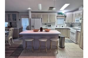 1025 Silver Lakes Boulevard, Naples, FL 34114 - MLS#226009302