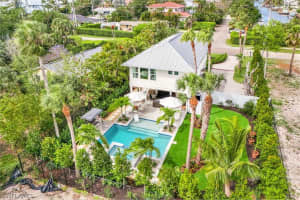 1437 Sandpiper Street, Naples, FL 34102 - MLS#226009337