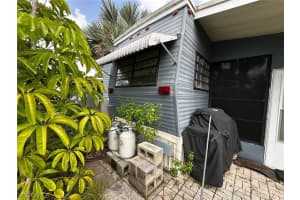 10843 Bonapartes Gull, Estero, FL 33928 - MLS#226009340