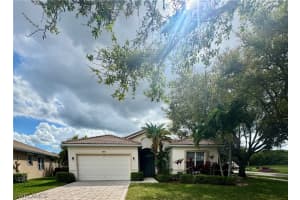 400 Harvard Court, Naples, FL 34104 - MLS#226009341