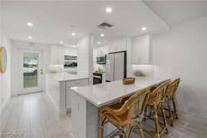 614 Broad Avenue, Naples, FL 34102 - MLS#226009410