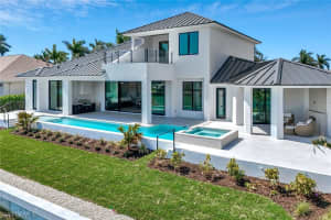 812 Milan Court, Marco Island, FL 34145 - MLS#226009459