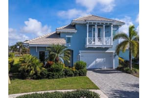 6482 WARWICK Avenue, Naples, FL 34113 - MLS#226009483