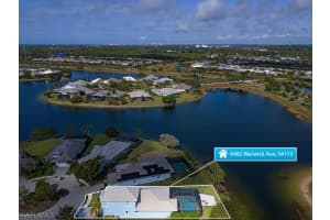 6482 WARWICK Avenue, Naples, FL 34113 - MLS#226009483