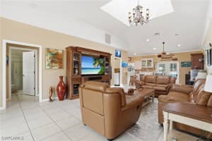 27051 Flamingo Drive, Bonita Springs, FL 34135 - MLS#226009505