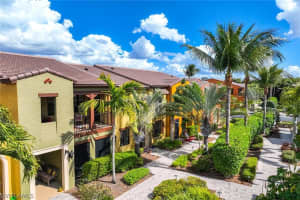 9037 Alturas Street, Naples, FL 34113 - MLS#226009552