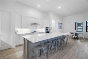 19600 Waterman Court, Fort Myers, FL 33913 - MLS#226009573