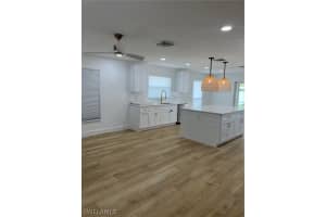 673 107th Avenue, Naples, FL 34108 - MLS#226009587